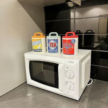 Mediacity Studio Apartment Salford-Quays Manchester Bagian luar foto