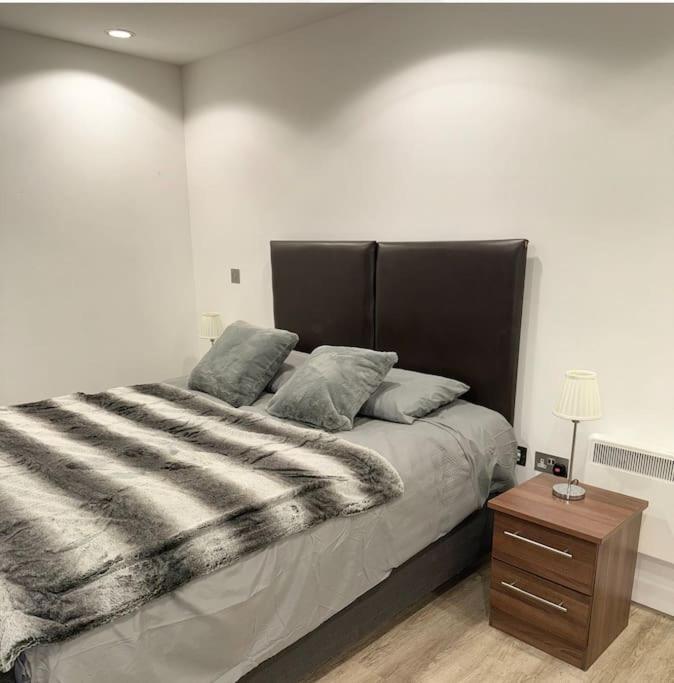 Mediacity Studio Apartment Salford-Quays Manchester Bagian luar foto