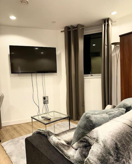 Mediacity Studio Apartment Salford-Quays Manchester Bagian luar foto