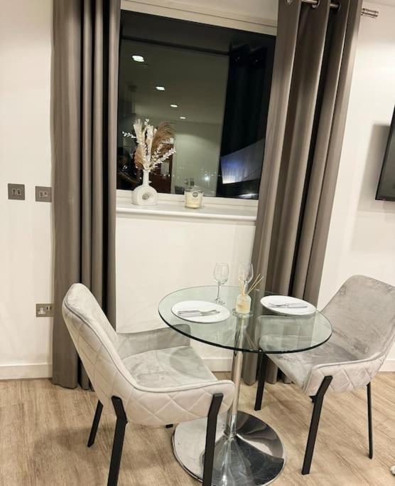 Mediacity Studio Apartment Salford-Quays Manchester Bagian luar foto